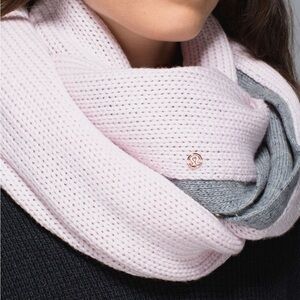 Lululemon Blissed Out Circle Scarf